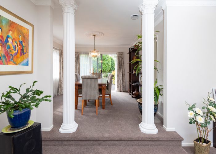  at 8 Bronte Place, Somerville, Auckland