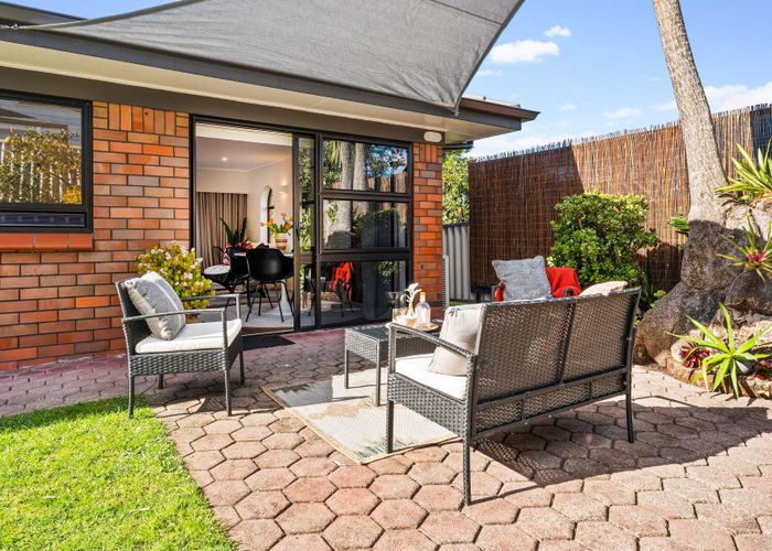  at 2A Rangiora Road, Greenlane, Auckland