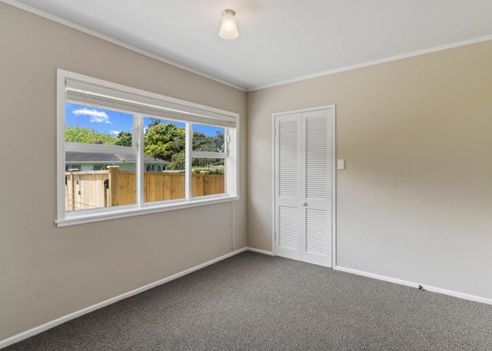  at 1/47 Castleford Street, Green Bay, Waitakere City, Auckland