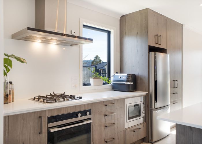  at 38 Mawai Hakona Drive, Wallaceville, Upper Hutt, Wellington