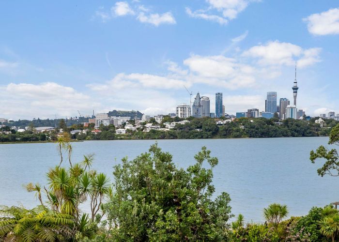  at 12 Birkley Road, Bayswater, North Shore City, Auckland