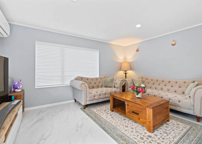  at 1/20 Valecrest Place, Bayview, Auckland