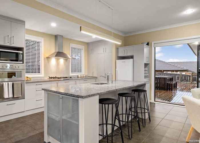  at 6 Ellivani Rise, Pukekohe, Franklin, Auckland