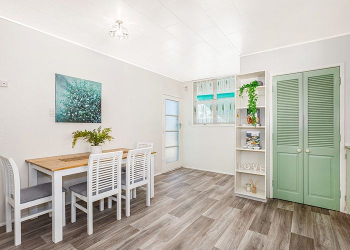  at 433 Stokes Valley Road, Stokes Valley, Lower Hutt, Wellington