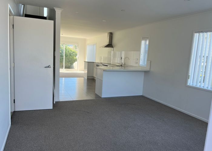  at 1/67A Metcalfe Road, Ranui, Waitakere City, Auckland