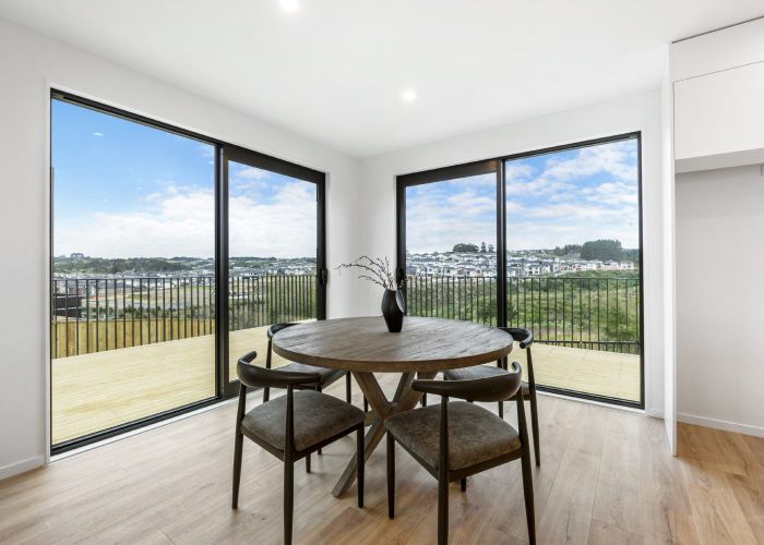  at 5 Koura Road, Flat Bush, Manukau City, Auckland