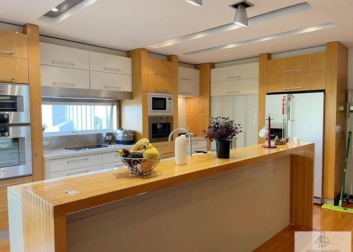  at 8 Westbury Crescent, Remuera, Auckland City, Auckland