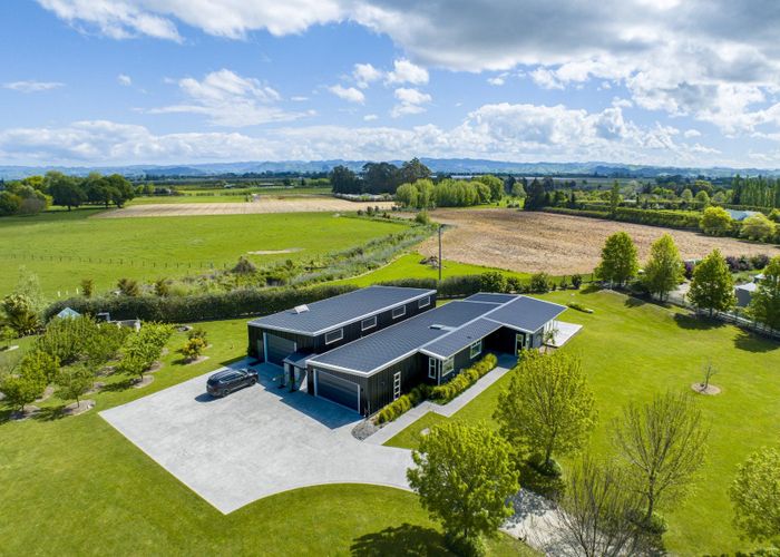  at 32 Royd Road West, Makauri, Gisborne