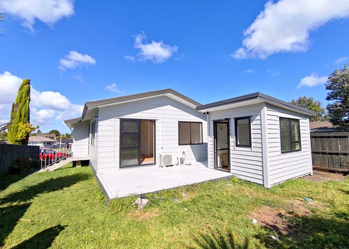  at 2/4 Martha Lane, Weymouth, Manukau City, Auckland