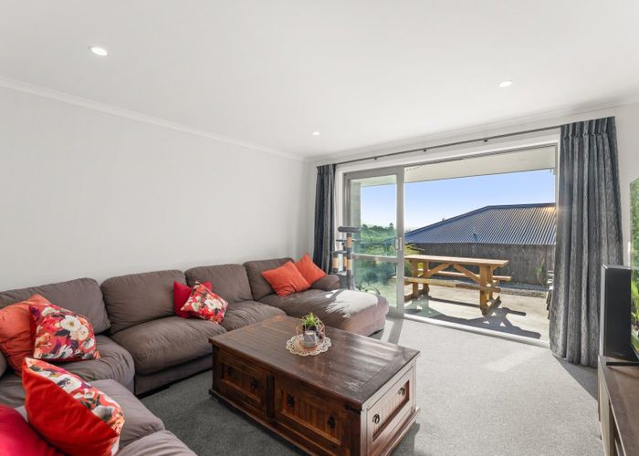  at 210 Waikite Road, Welcome Bay, Tauranga