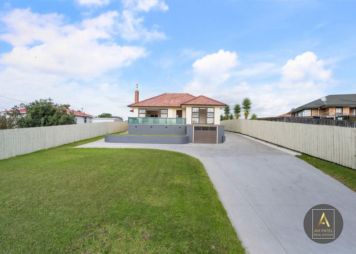  at 15 Maioro Street, New Windsor, Auckland City, Auckland
