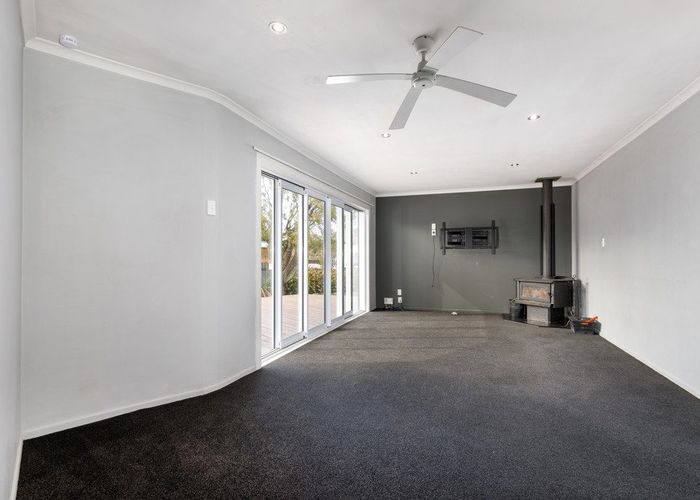  at 9 Collett Place, Riversdale, Blenheim