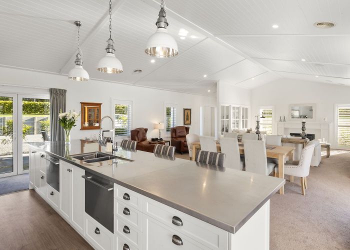  at 2/21 Highland Drive, Acacia Bay, Taupo, Waikato