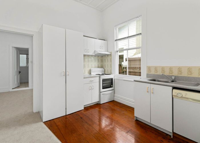  at 2/46 Kelmarna Avenue, Herne Bay, Auckland City, Auckland