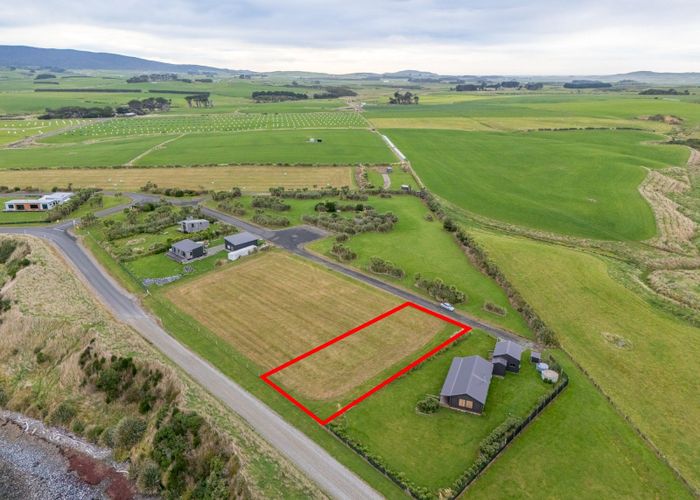  at 32 Tamatea Street, Orepuki, Southland, Southland