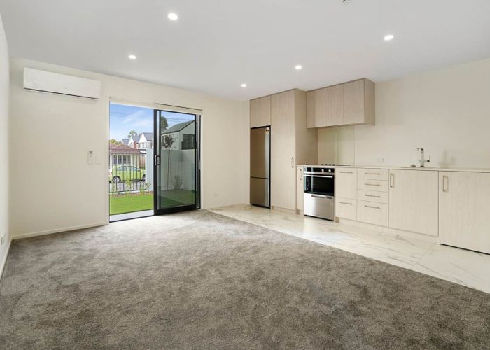  at 1/59 Neil Avenue, Te Atatu Peninsula, Waitakere City, Auckland
