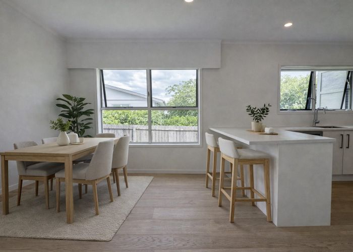  at 2/11 Waitemata Road, Hauraki, North Shore City, Auckland