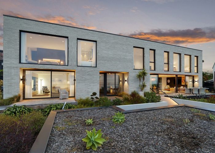  at 32 Mt Pleasant Road, Mount Pleasant, Christchurch
