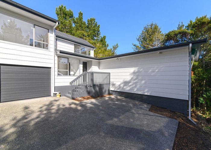  at 10/40 Radiata Lane, Chatswood, North Shore City, Auckland
