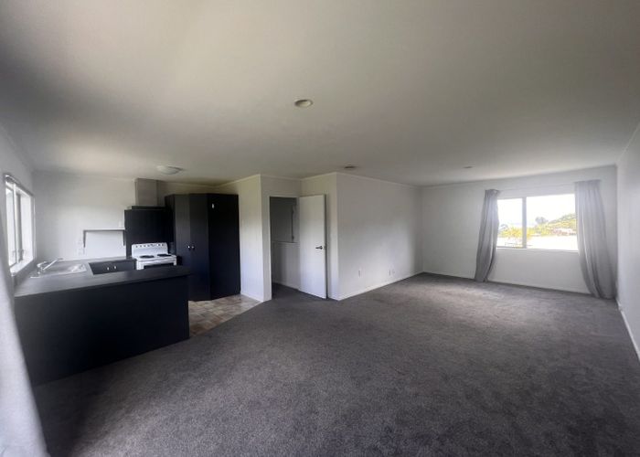  at 17A Jasmine Grove, Maungaraki, Lower Hutt, Wellington