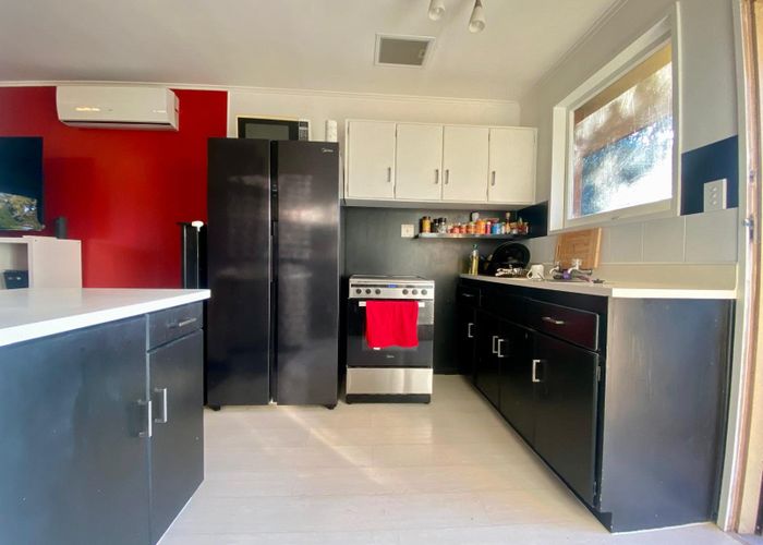  at 4/9 Lavas Pl, Mount Wellington, Auckland City, Auckland