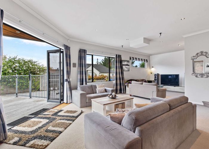  at 334C Redoubt Road, Totara Park, Auckland