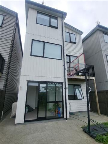  at 9 Rita Meredith Road, Wai O Taiki Bay, Auckland City, Auckland