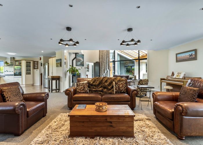  at 10 Sunninghurst Drive, Fairfield, Dunedin