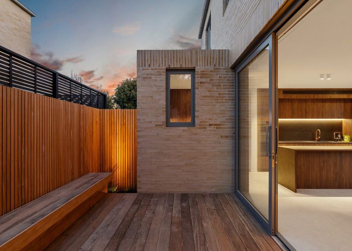  at 2/88B Hinau Street, Fendalton, Christchurch City, Canterbury