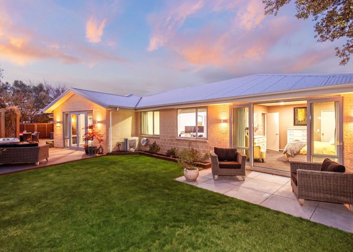  at 17 Mataroa Place, Parklands, Christchurch