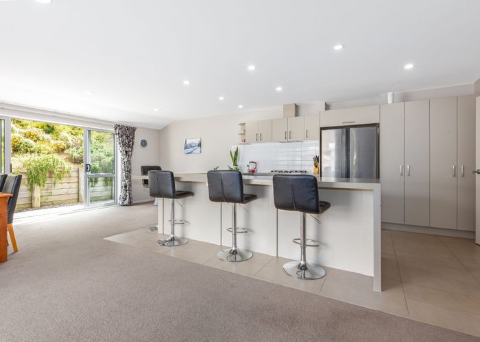  at 17 Kaimai Place, Aotea, Porirua