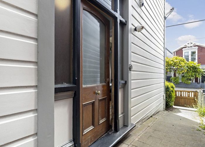  at 43 Aro Street, Aro Valley, Wellington