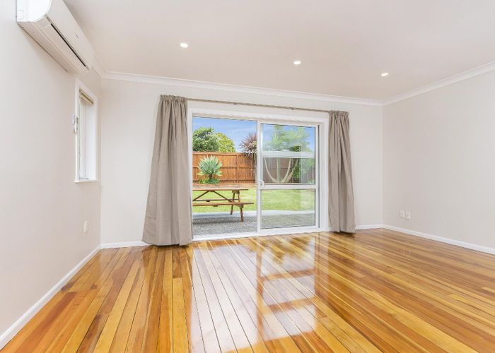  at 1/184 Forrest Hill Road, Forrest Hill, North Shore City, Auckland