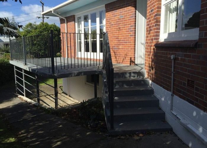  at 5 Plumley Cres, Mangere East, Manukau City, Auckland