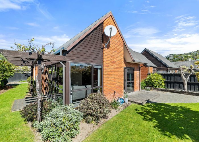  at 3/261 Centaurus Road, Saint Martins, Christchurch
