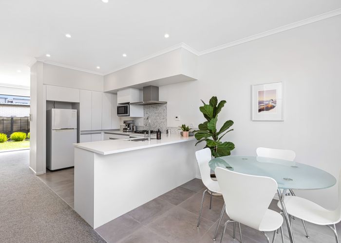  at 40 Pennant Street, Long Bay, North Shore City, Auckland