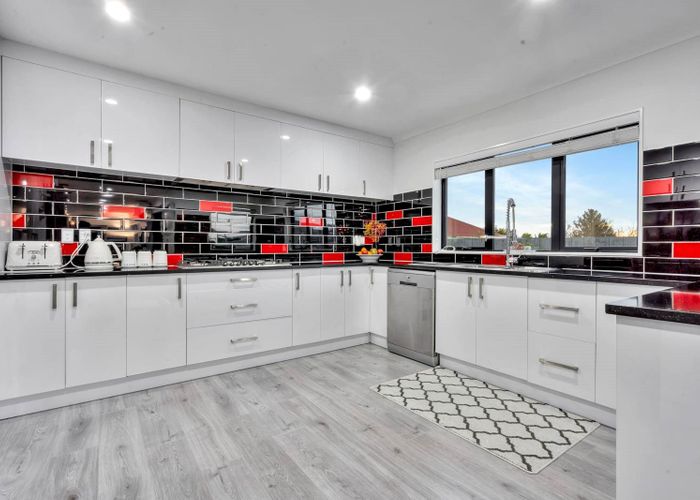  at 76A Station Road, Papatoetoe, Auckland