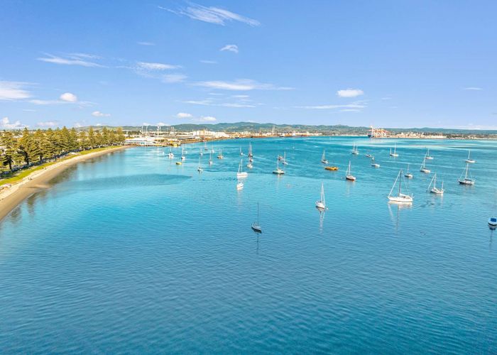  at 3/5 The Mall, Mount Maunganui, Tauranga, Bay Of Plenty