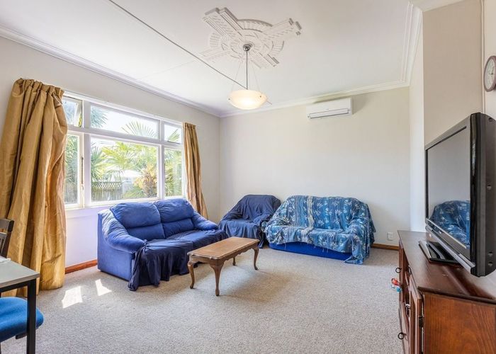  at 168 Park Road, West End, Palmerston North, Manawatu / Whanganui