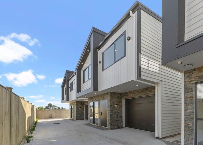  at Lot 5/1 Great South Road, Papatoetoe, Manukau City, Auckland
