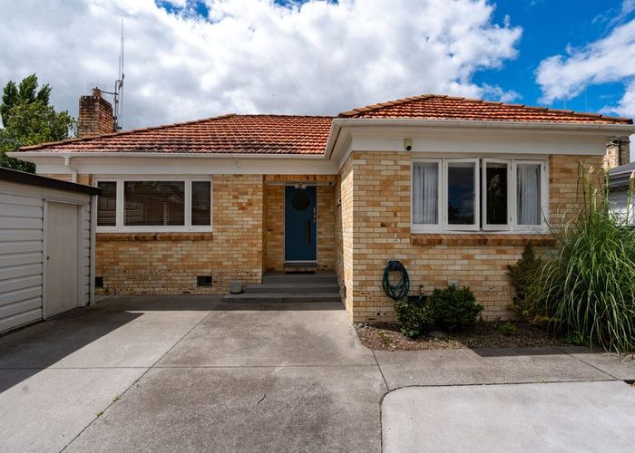  at 210 Nixon Street, Hamilton East, Hamilton, Waikato