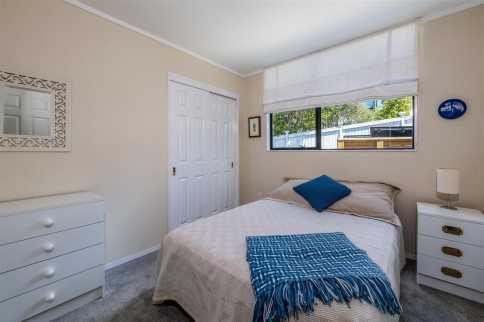  at 1/103 Aberdeen Road, Castor Bay, Auckland