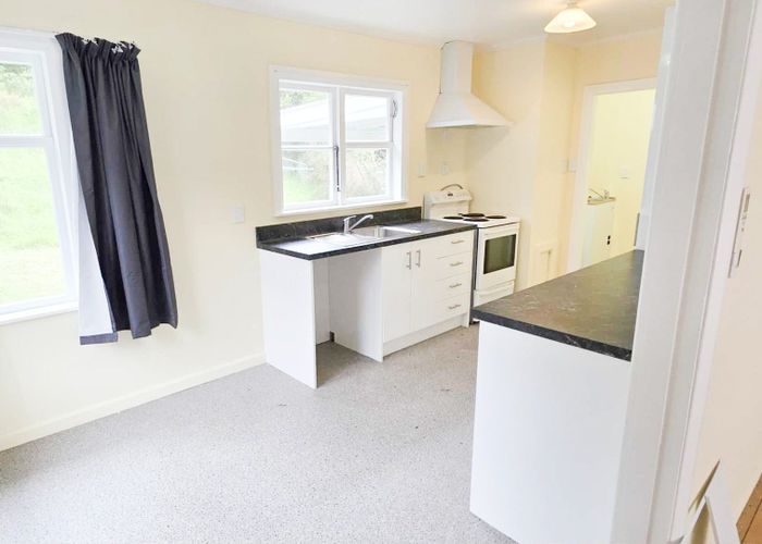  at 52 Sunny Grove, Wainuiomata, Lower Hutt, Wellington