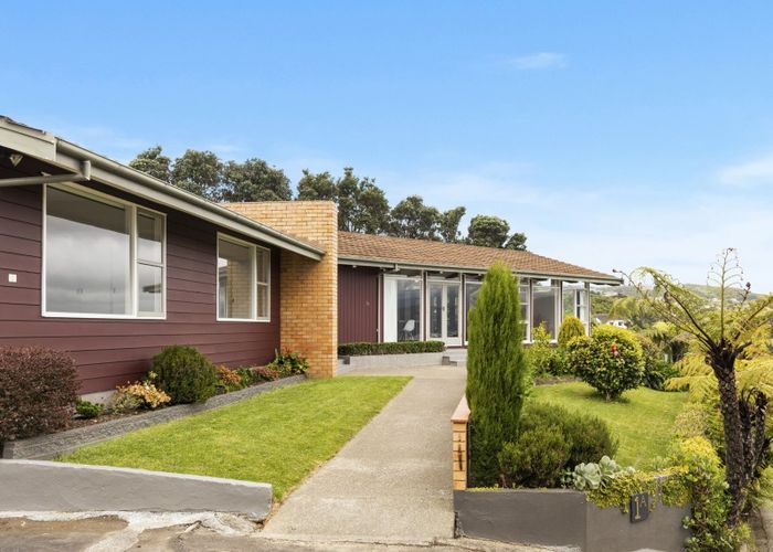  at 1A Rakeiora Grove, Korokoro, Lower Hutt