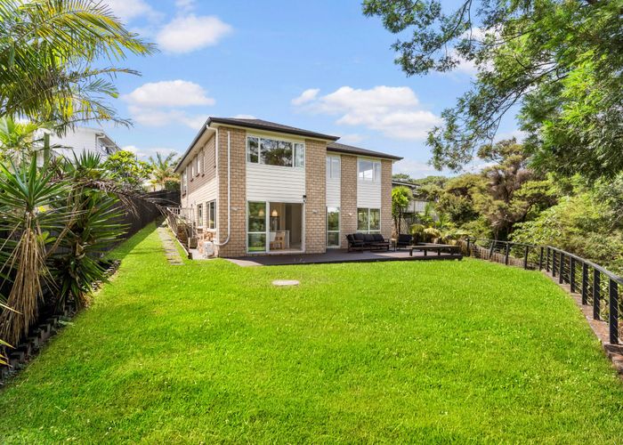  at 102 Glendhu Road, Bayview, Auckland