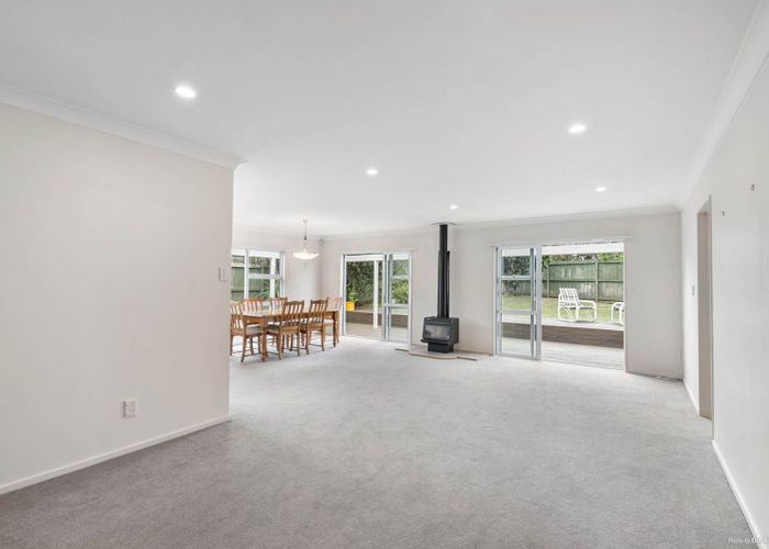  at 10 Wineberry Place, Albany, Auckland