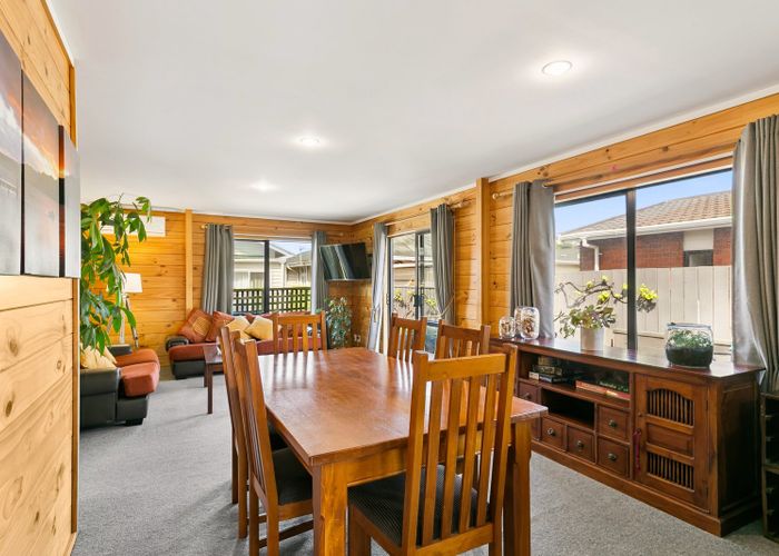  at 104 Apu Crescent, Lyall Bay, Wellington, Wellington