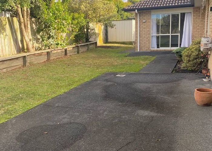  at 44 Wayne Francis Drive, East Tamaki, Manukau City, Auckland