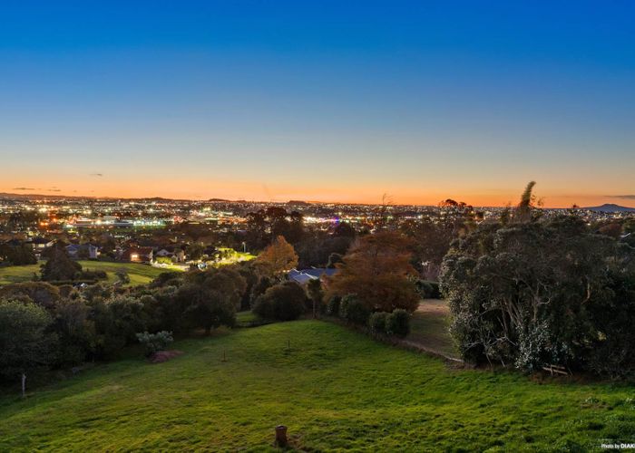  at 230 Point View Drive, East Tamaki Heights, Auckland