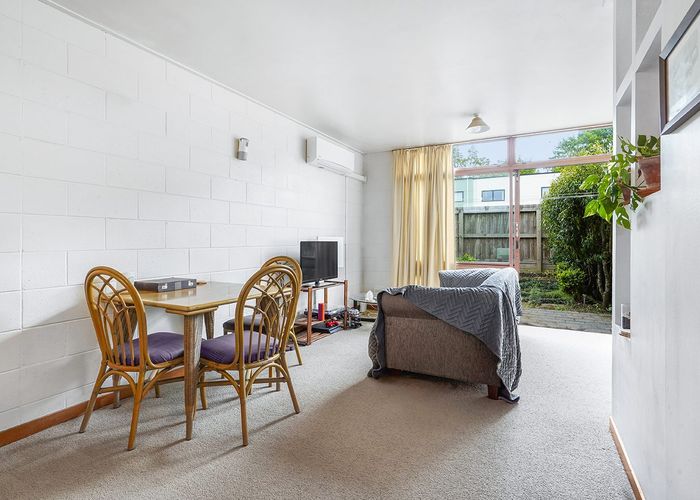  at 5/1 Coates Street, Hamilton East, Hamilton